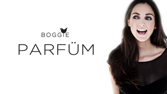 Boggie nevű énekesnőről egy kép